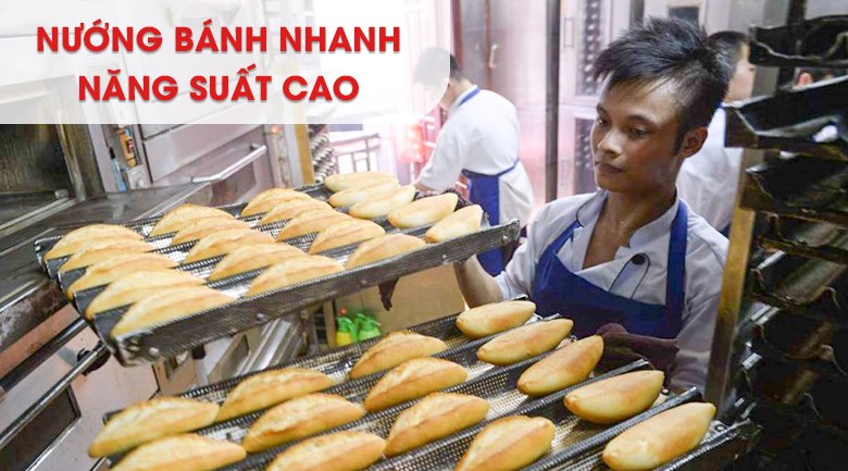 Nướng số lượng bánh, đáp ứng tốt nhu cầu sản lượng