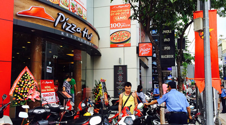 Quán bánh pizza ngon ở Nha Trang- Pizza Hut Lê Thành Phương