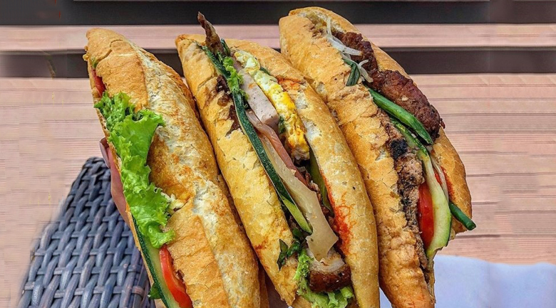 Tiệm bánh mì Ngàn Hương