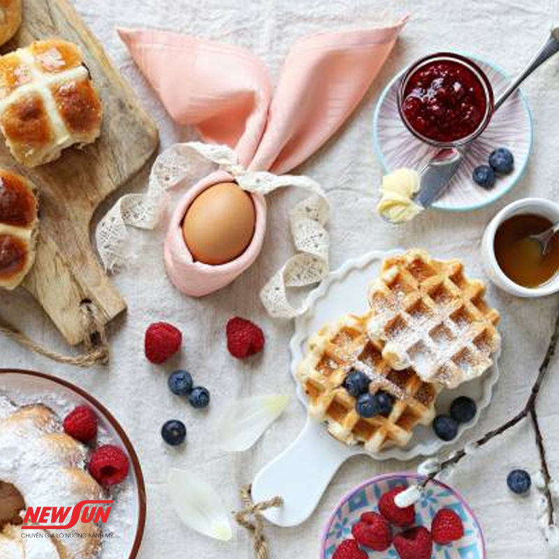 Hướng dẫn làm bánh waffle cổ điển cùng 5 hương vị hiện đại