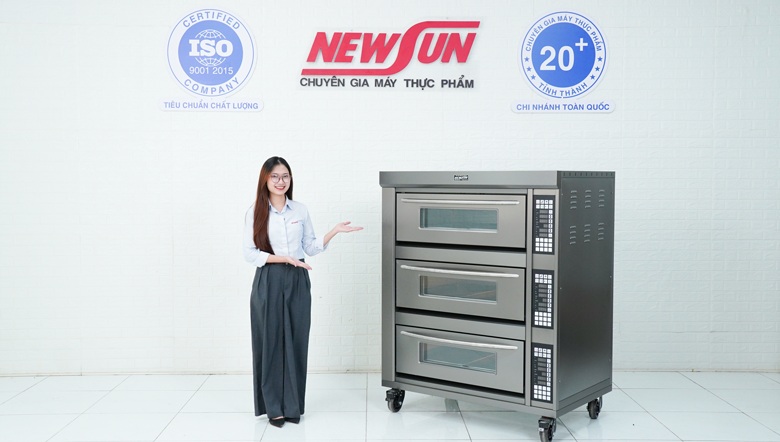 Thực tế lò nướng bánh dùng điện 3 tầng 6 khay HGD-60D (cao cấp) Thực tế lò nướng bánh dùng điện 3 tầng 6 khay HGD-60D (cao cấp)