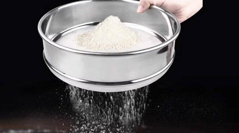 bánh chiffon socola, rây bột