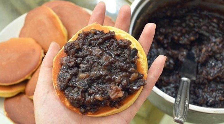 bánh dorayaki đậu đỏ, kẹp nhân